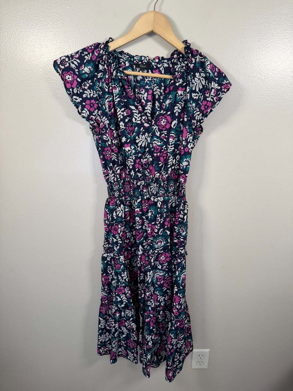 Rails Amellia Woodblock Floral Tiered Midi Dress Small Smocked Ruffle Blue